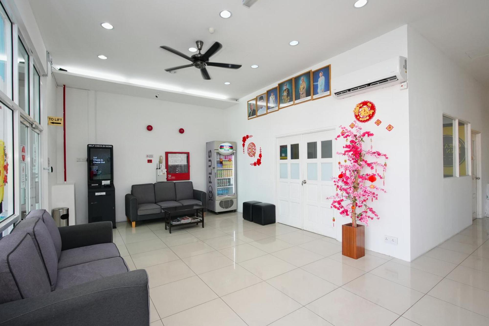 Grand Inn Hotel - Macalister Road George Town Buitenkant foto